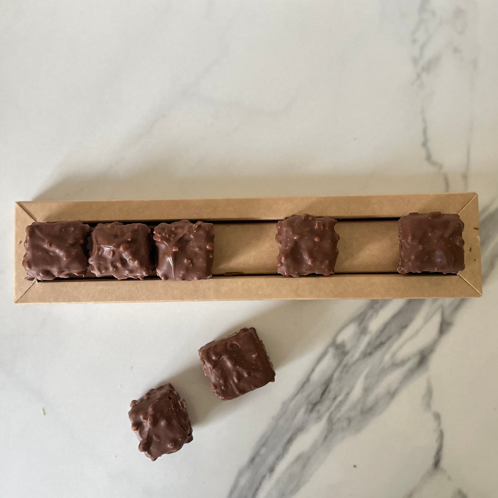 Les Rochers – la gourmandise croquante au chocolat
