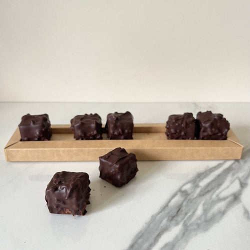 Les Rochers – la gourmandise croquante au chocolat